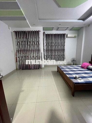 Nhà 3 Tầng,HXH, 3PN, 4WC chỉ 5,6 Tỷ
