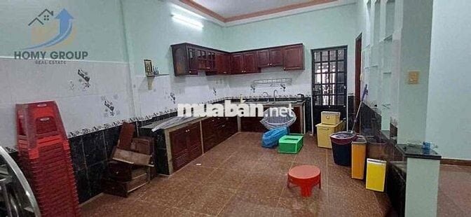 NGAY ĐẠI HỌC NGÂN HÀNG NHÀ 3PN 2WC HẺM XE TẢI Ở GIA ĐÌNH + VĂN PHÒNG