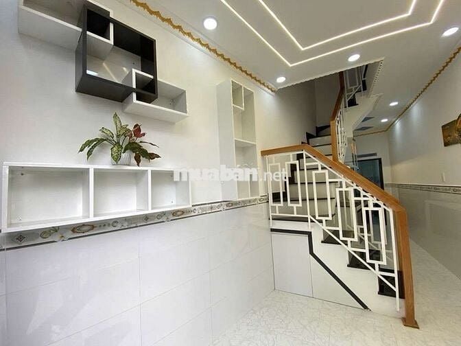 Bán nhà sinh đôi sổ riêng từng căn , xem là chốt ngay , Gò Xoài , BT