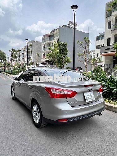 Ford Focus 2013 Titanium 2.0 AT - 26000 km