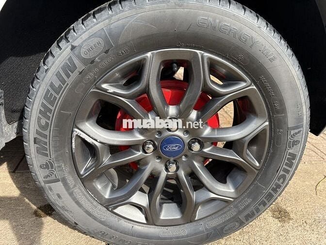 Ford EcoSport 2015 Titanium 1.5L AT - 115000 km