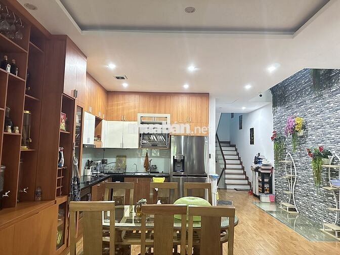 CẦN BÁN NHÀ MỚI XÂY KHU PHỐ TÂY ĐƯỜNG BÀ TRIỆU HỘI AN