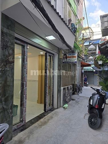 Chính chủ cần bán gấp nhà hẻm xe hơi 129 nguyễn Trãi p2.q5.