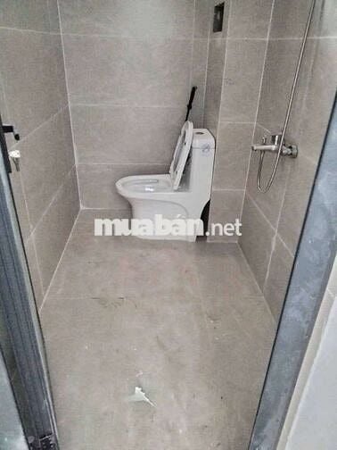 Cho thuê nhà 170m2 vừa ở vừa làm.kho  đường rộng