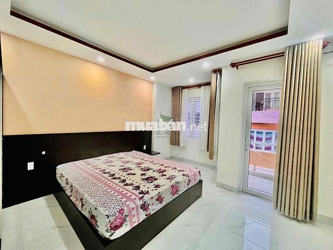CHO THUÊ NHÀ ĐẸP 3 PHÒNG NGỦ GẦN BIỂN HẺM KHU PHỐ TÂY