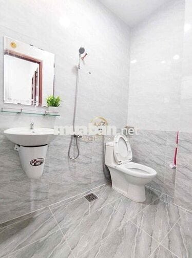 STUDIO TÁCH BẾP BAN CÔNG FULL NỘI THẤT NGAY ETOWN CỘNG HOÀ