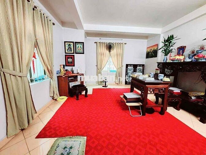 Chính chủ bán nhà 30m2 Trịnh Đình Cửu ngõ ô tô thông