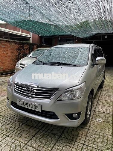 Toyota Innova 2008 J lên full 213. chính chủ