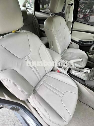 Ford Focus 2013 Titanium 2.0 AT - 26000 km