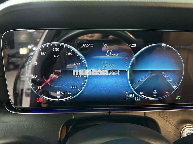 Mercedes Benz C Class 2016 C300 AMG - 140000 km