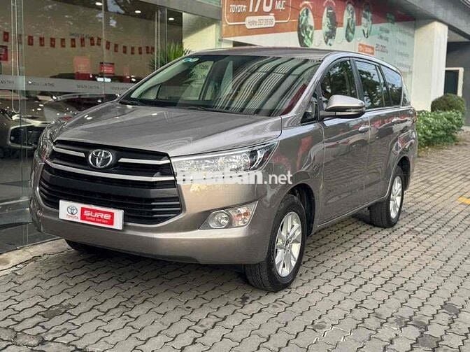 Toyota Innova 2020 2.0E - bảo hành Toyota