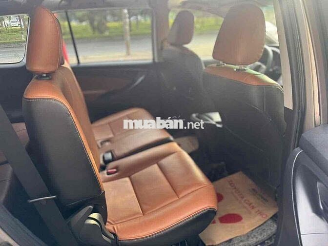 Toyota Innova 2020 2.0E - bảo hành Toyota