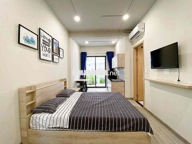 CHO THUÊ CHDV BAN CÔNG - NỘI THẤT CAO CẤP RỘNG 35m2 CHUẨN GU SANG XỊN