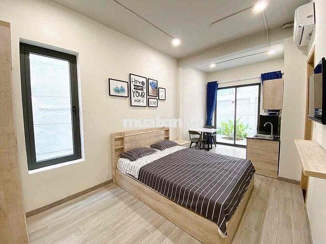 CHO THUÊ CHDV BAN CÔNG - NỘI THẤT CAO CẤP RỘNG 35m2 CHUẨN GU SANG XỊN