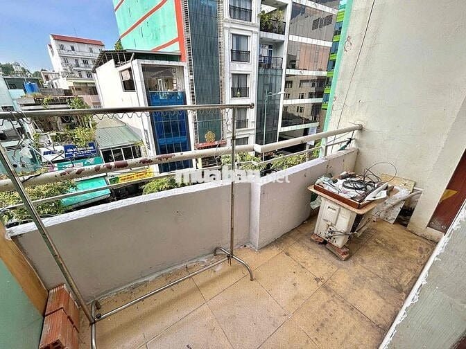 🔥PHÒNG TRỌ BAN CÔNG CỬA SỔ GIÁ RẺ_KHÔNG NỘI THẤT_KHU SÂN BAY