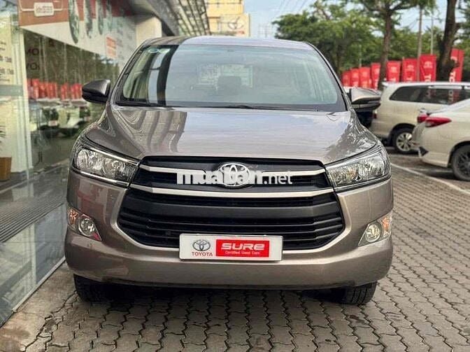 Toyota Innova 2020 2.0E - bảo hành Toyota