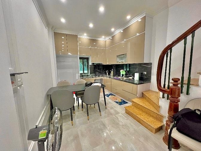 Cho thuê nhà nguyên căn mặt tiền Lạc Long Quân➡️ 0908960055 Chính chủ 
