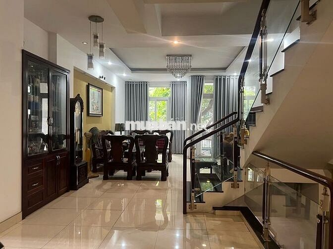 CHO THUÊ NHÀ ĐƯỜNG SẦM SƠN _ 6X22M_ TRỆT 3 LẦU