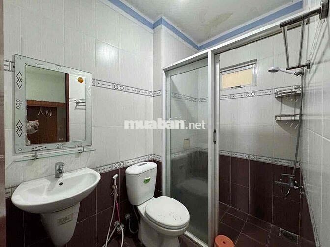 CHÍNH CHỦ CHO THUÊ CHDV FULL NỘI THẤT BAN CÔNG RỘNG NGAY QUANG TRUNG