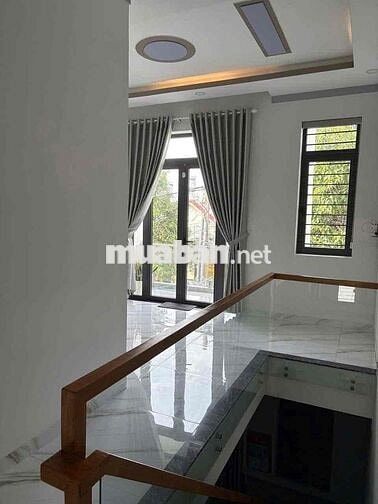 NHÀ BÌNH CHÁNH NGỘP CẦN BÁN GẤP