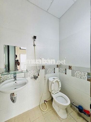 Căn Hộ có Gác full Nội Thất , Ban Công riêng giá rẻ ngay Gò Vấp