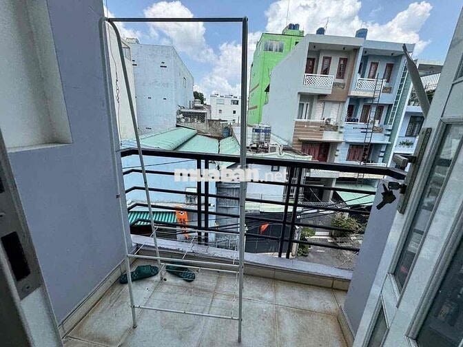 CHÍNH CHỦ CHO THUÊ CHDV FULL NỘI THẤT BAN CÔNG RỘNG NGAY QUANG TRUNG