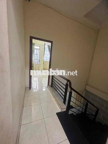 nhà 4x15m 1 trệt 1 lầu 1 sân thượng 2 phòng ngủ 2wc