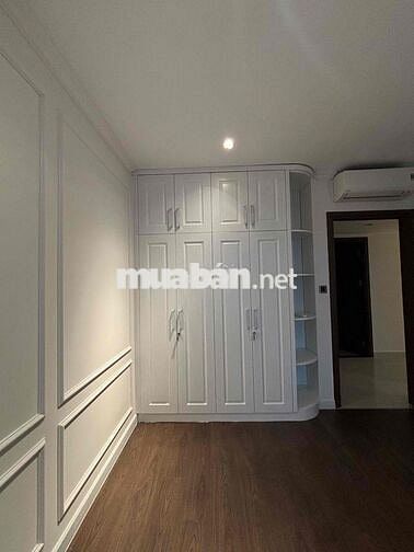 🌃 Cho thuê căn hộ Saigon Royal | Căn hộ 3PN – 175m² hiếm có, view Bite