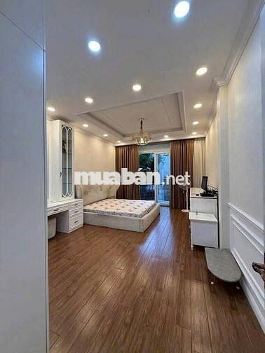 CỰC HIẾM NHÀ MỚI XÂY - Đường Cộng Hoà, P4, TB - 5X20, 1 Triệt 3 Lầu.