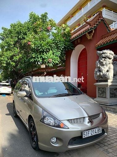 Mitsubishi Grandis 2005 2.4 AT - 145000 km