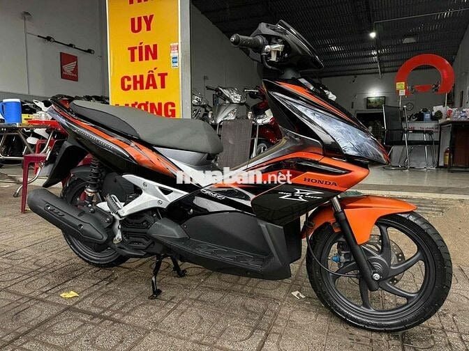 Ab 2010 phố