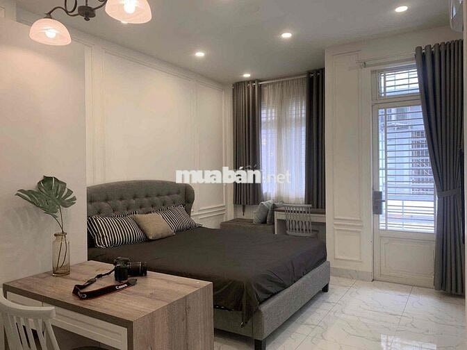 Cho thuê căn hộ Studio Ban công Q4 gần cầu Ông Lãnh, ĐH Luật