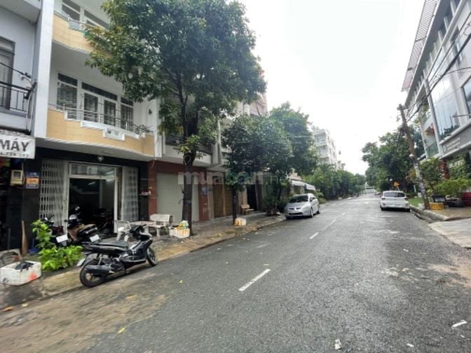 Nhà MTNB khu Tên Lửa dt 60m2 xây full đất nhà 3.5 tấm giá 8.7 tỷ 