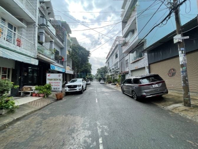 Nhà MTNB khu Tên Lửa dt 60m2 xây full đất nhà 3.5 tấm giá 8.7 tỷ 