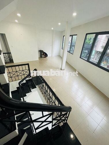 CHO THUÊ MBKD MT ÚT TỊCH_9,5X7M_ TRỆT 3 LẦU TUYẾN ĐƯỜNG SẦM UẤT