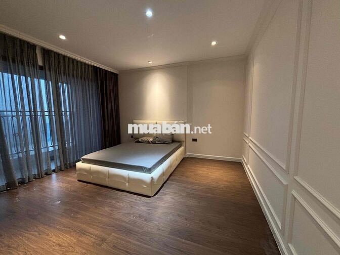 🌃 Cho thuê căn hộ Saigon Royal | Căn hộ 3PN – 175m² hiếm có, view Bite