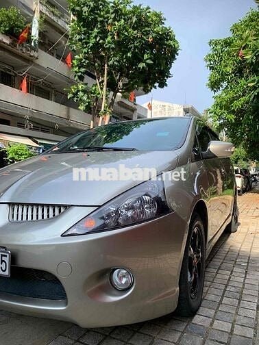 Mitsubishi Grandis 2005 2.4 AT - 145000 km