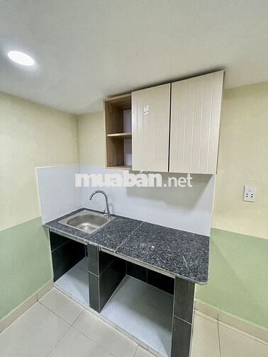 MỚI XÂY XONG PHÒNG CÓ GÁC MÁY LẠNH ĐẦY ĐỦ NỘI THẤT Q7