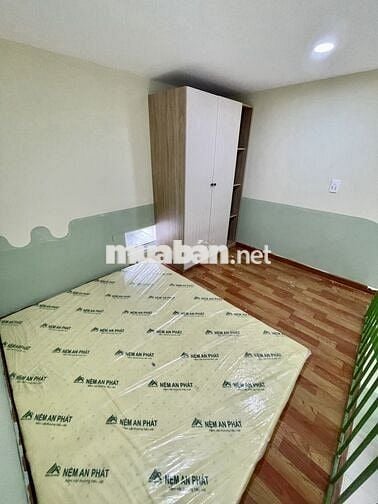 MỚI XÂY XONG PHÒNG CÓ GÁC MÁY LẠNH ĐẦY ĐỦ NỘI THẤT Q7