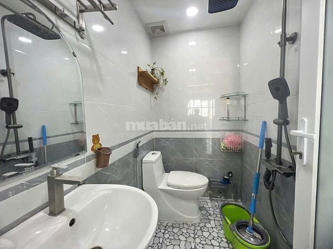 Bán Căn Hộ Phan Xích Long Phường 7 Phú Nhuận 66m2 2PN 1WC Giá 3,950 tỷ