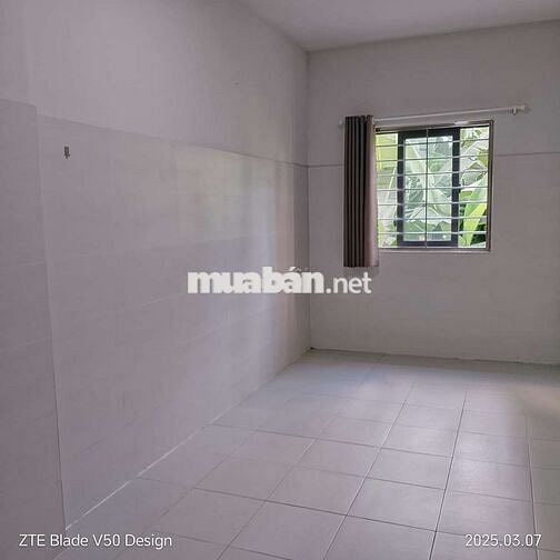 P8, Q8, Phòng đẹp thoáng mát có cửa sổ, kệ bếp nấu ăn, phòng tắm