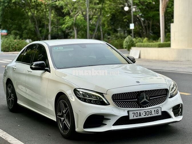 Mercedes Benz C180 AMG 2021 - 34000 km