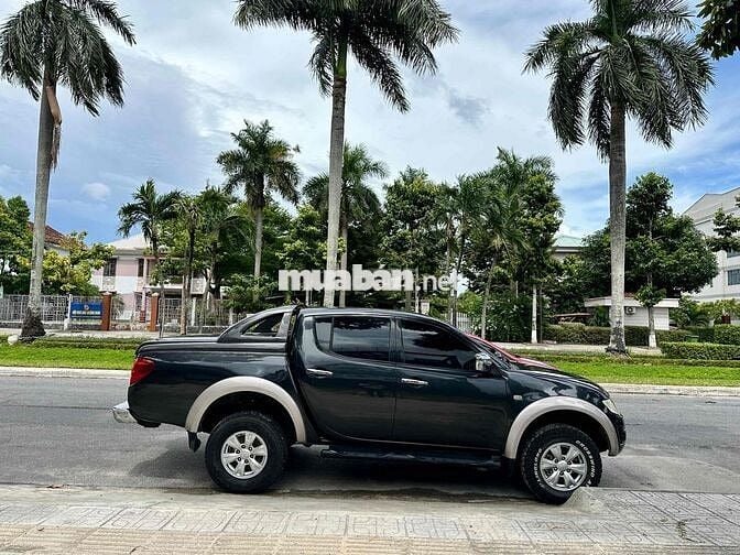 Mitsubishi Triton 2010 GLS 2.5 AT 4x4 - 123456 km