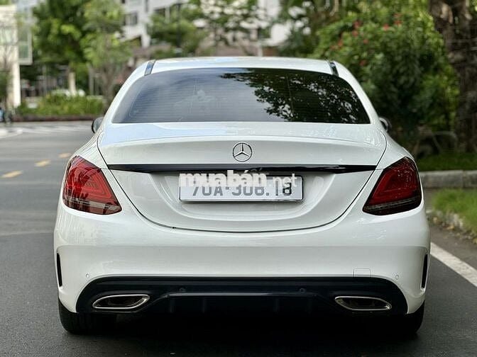 Mercedes Benz C180 AMG 2021 - 34000 km