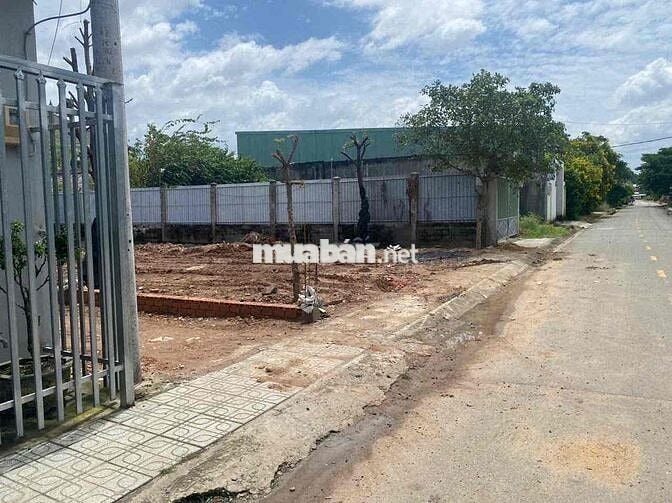 chính chủ gửi bán lo đất nhi bình 11x30