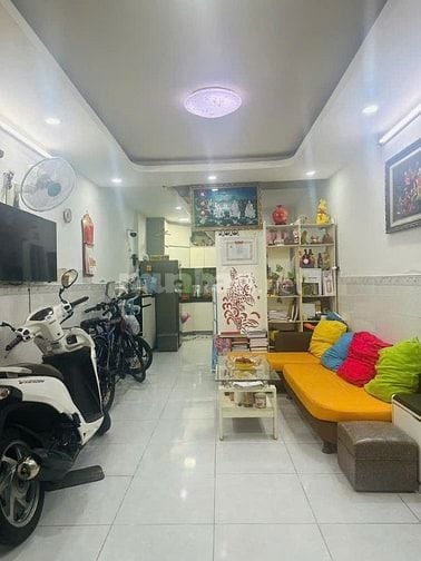 Bán nhà mới 27m2 đúc BTCT khu dân cư không QH hẻm 137 Trần Đình Xu  Q1
