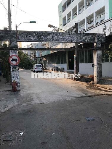 Nhà mặt tiền đường xe tải khu  Đại học Tài chính Kế toán