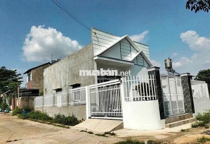 NHÀ TÂN ĐỊNH BẾN CÁT CŨ.CĂN GÓC ĐƯỜNG XE TẢI LỚN 8x15 MỚI TINH