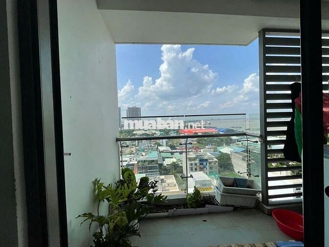 Share nữ 1 phòng riêng, máy lạnh, căn hộ cao cấp, view sông 3tr