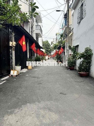 Bán nhà 2 lầu  HXH  đường nguyền tư giản. dt 60m2 SHR hoàn công đầy đu